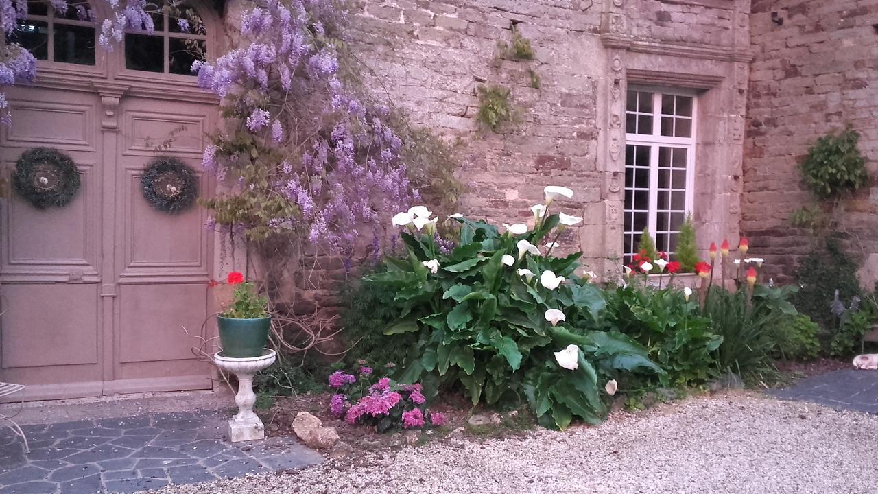 Manoir Du Quengo Bed and Breakfast Rohan Exteriör bild